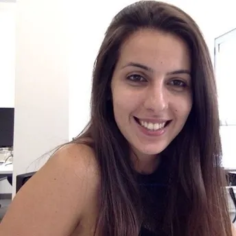 Omaya Noureddine headshot.