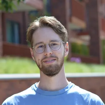 Headshot of Sean Molenaar.