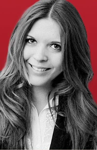 Headshot of Leonie Schwede.
