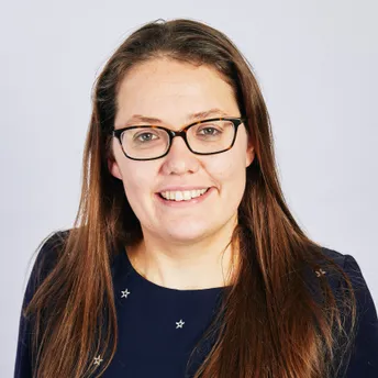 Katherine Tenner headshot.